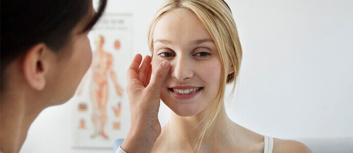 Rinoplastia: cirurgia do nariz melhora a autoimagem