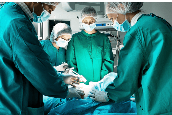 Cirurgião plástico explica tudo sobre rinoplastia